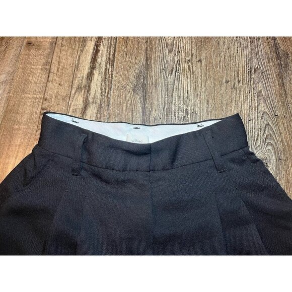 Aritzia Wilfred Labyrinth Short Cuffed Pleated Shorts Black Size 2 - Picture 4 of 8